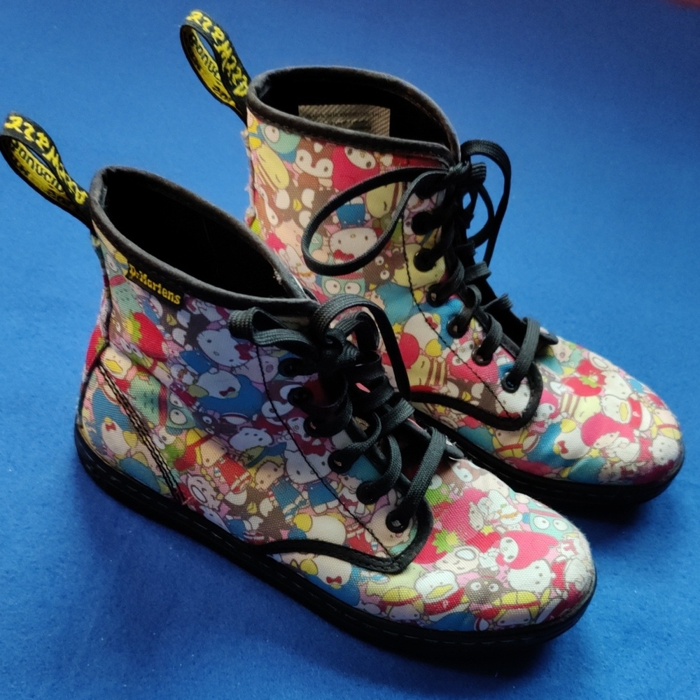 Dr. Martens Hello Kitty Boots Vibrant Design